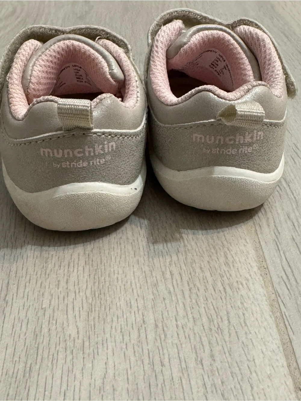 Stride Rite Sparkle Baby Girl Walker Shoes SZ3